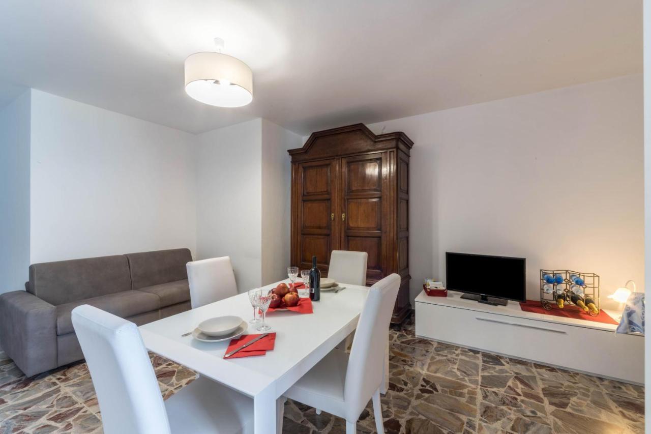 The House With Red Sunsets Apartment Varenna Ngoại thất bức ảnh